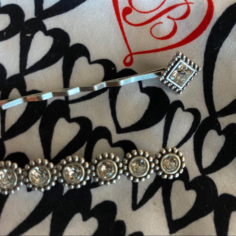 👻3 for $20 Twinkling Brighton hair clips